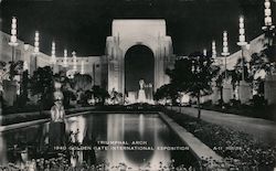 Triumphal Arch 1940 Golden Gate International Exposition Postcard