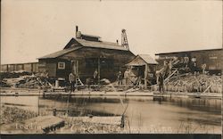 loading kies G.S.C. Floodwood, Minn Postcard