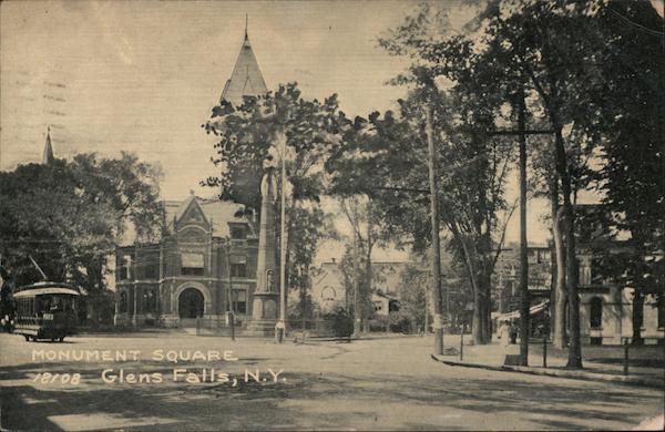 Monumnet Square Glens Falls, NY Postcard