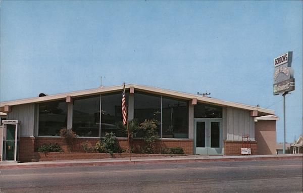 Gordon's Restaurant Pismo Beach, CA Postcard