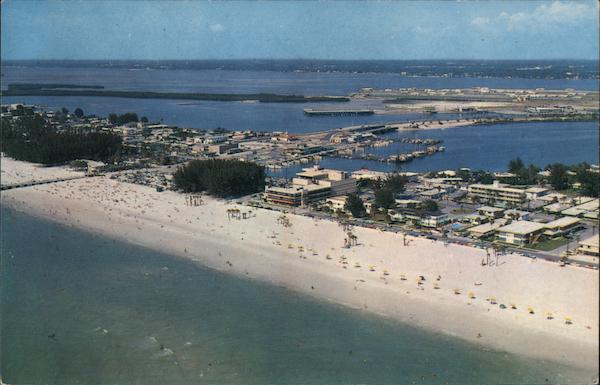 Clearwater's Fabulous Beach with Marina and Yacht Basin on the Gulf of ...