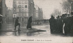 Paris flooded - Quai de la Tournelle Postcard