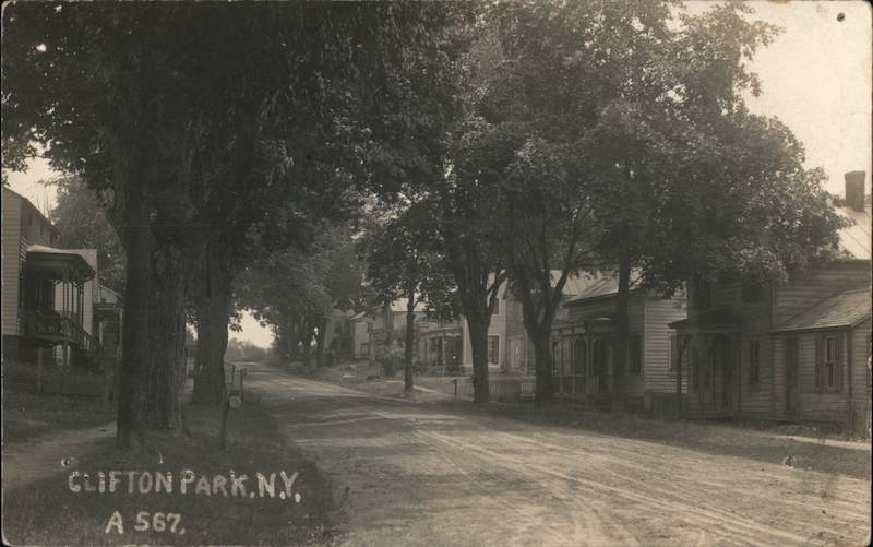 Street Scene Clifton Park NY Postcard   Card00389 Fr 