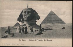 Le Caire - Sphinx et Pyramide de Cheops Postcard