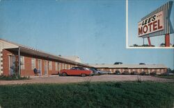 Lee's Motel Postcard