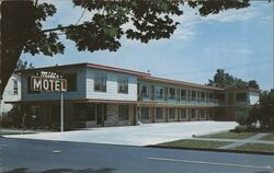 Mills Motel Hiway 99 South Bound Postcard