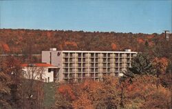 Howard Johnson's Motor Lodge Postcard