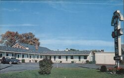 Circle Court Motel Postcard