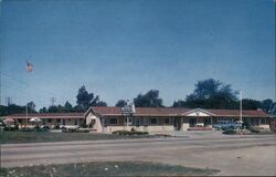 Smith's Motel Postcard