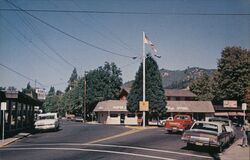 Rogue River, Oregon, Street Scene Postcard