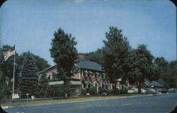 Old Farms Inn, Avon CT Postcard