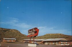 Desert Air Motel, Sanderson, Texas Postcard