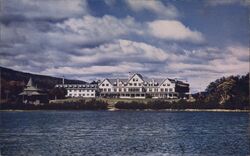 Crawford House Club, Crawford Notch, White Mountains, New Hampshire Postcard