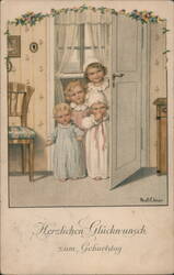 Three Children in Nightgowns at Doorway, Geburtstag Postcard