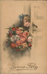 Bonne Fête, Girl with Flowers Hiding Behind Door Birthday Hannes Petersen Postcard Postcard Postcard