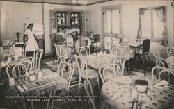 Children's Dining Hall, Totem Lodge and Country Club Postcard