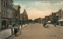 Broad Street, Thomasville GA - Horse-Drawn Carriages Postcard