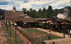 White Mt. Central Railroad at Clark's Trading Post, Lincoln, NH Postcard