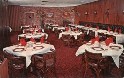 Embers Dining Room, Quality Court Midtown Motel, Portsmouth, VA Virginia Postcard Postcard Postcard