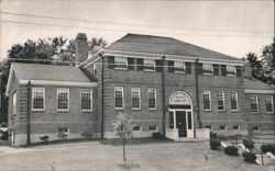 Wadleigh Memorial Library, Milford NH New Hampshire Postcard Postcard Postcard