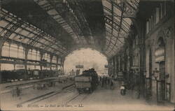 Dijon France Railway Depot Interior, Hall de la Gare Postcard