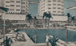 Sherry Frontenac Hotel Pool, Miami Beach, Florida Postcard