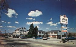 Sheraton Motor Inn and Lamie's Tavern, Hampton, NH New Hampshire Postcard Postcard Postcard