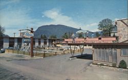 Alpine Motel, Revelstoke, BC Postcard