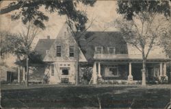 Dr. S.T. Smythe's Residence, Delafield, WI Postcard