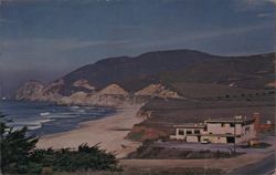 Torres' Beach Hotel on Montara Beach, California Postcard