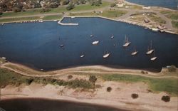 Escanaba Yacht Harbor, Loring Jenkins Memorial Drive Postcard