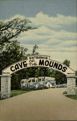 Parking Area-For One Thousand Cars Cave Of The Mounds Blue Mounds, WA Postcard Postcard