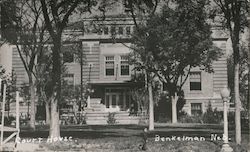 Dondy County Court Housae Postcard