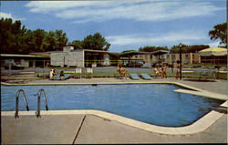 Gateway Motel, 175 North Genesee Street Postcard