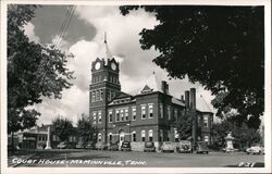 Court House, McMinnville, Tennessee Postcard