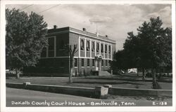 DeKalb County Court House - Smithville, TN Postcard