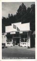 Browning's Craft Shop, Cherokee, NC Postcard