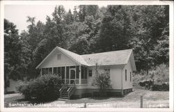 Santeeetlah Cottage - Tapoco Lodge Postcard