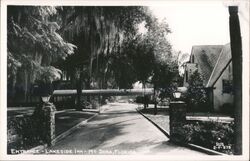 Lakeside Inn Entrance, Mt Dora Florida Postcard