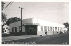 Greyhound Bus Terminal, Lake City, Florida Postcard