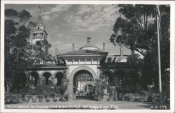 Entrance To Ponce De Leon Hotel - St. Augustine, Florida Postcard