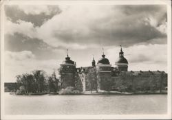 Gripsholms slott sett från öster Postcard