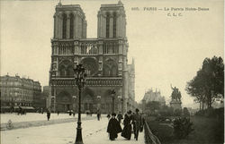 Le Parvis Notre Dame Paris, France Postcard Postcard