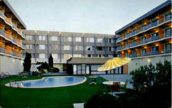 Travelodge At The Wharf, 250 Beach Postcard