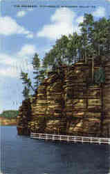 The Palisades, Picturesque Wisconsin Dells Postcard