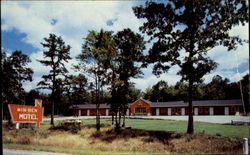 Win-Hen Motel, Route 97 Postcard