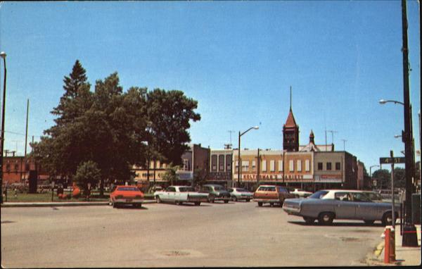 Town Square Red Oak Ia 7663
