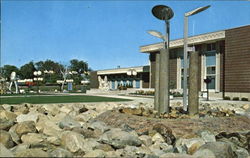 Memorial Fountain Plaza Postcard