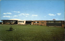 Student Center, Ferris State College Big Rapids, MI Postcard Postcard