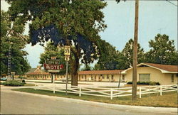 Corn Belt Motel El Paso, IL Postcard Postcard